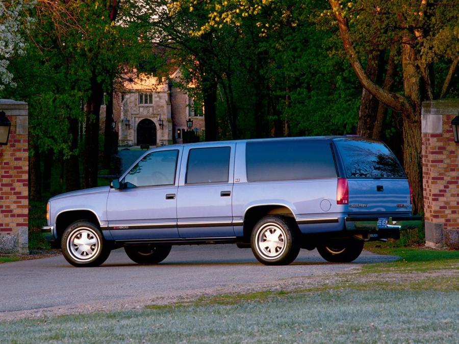  GMC Suburban 1994 года  (фото 5 из 10)